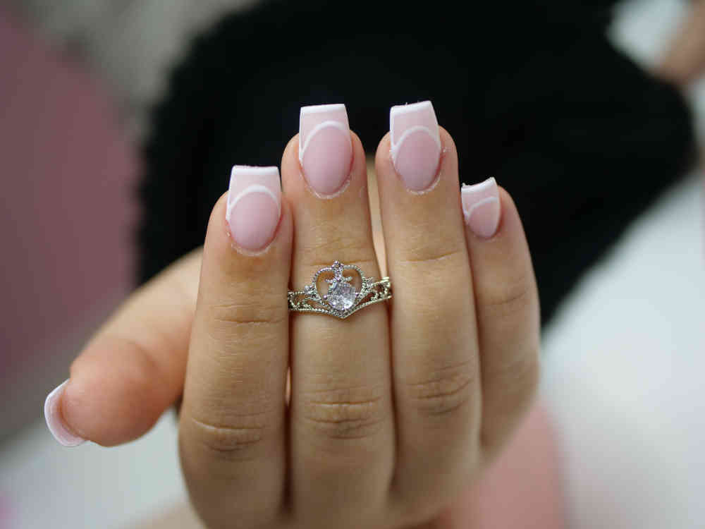 Ongles